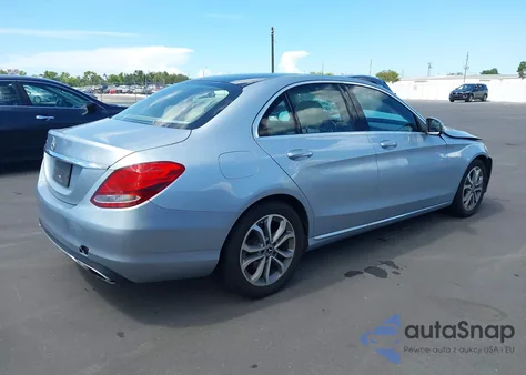 2018 Mercedes-Benz C 300 from USA, damaged, VIN WDDWF4JB0JR339280